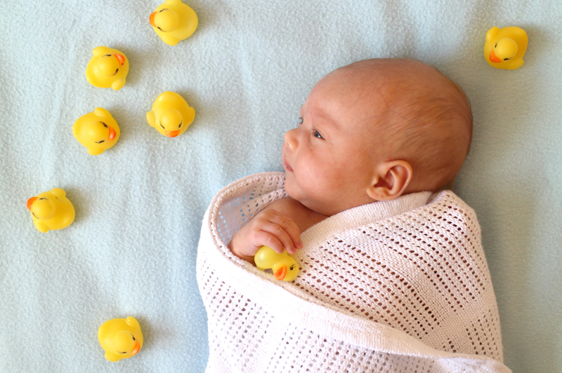 Tắm bé sơ sinh tại nhà như thế nào? Một vài lưu ý quan trọng khi tắm bé  3