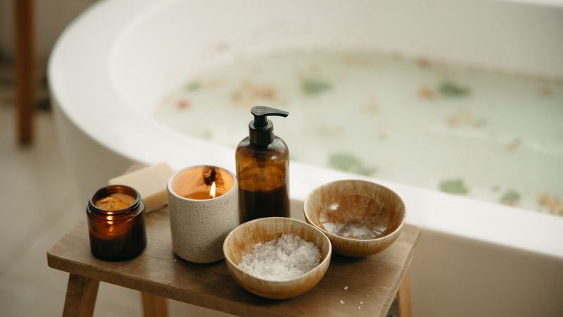 Nước nóng tạo cảm giác thư giãn, nhẹ nhàng hơn cho cơ thể