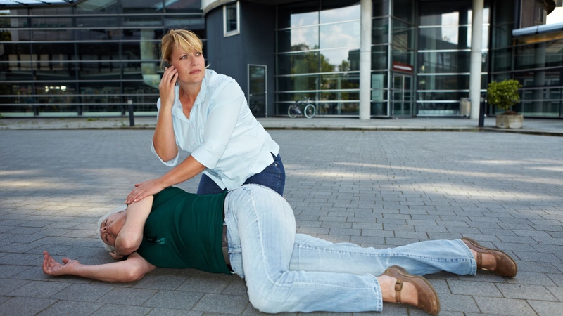 Dấu hiệu tắm đêm đột quỵ​​ và những tác hại của tắm đêm 7