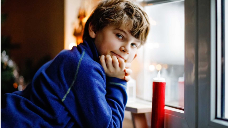 Tâm lý trẻ 9 tuổi thường có nhiều thay đổi về cảm xúc và nhận thức trong giai đoạn phát triển