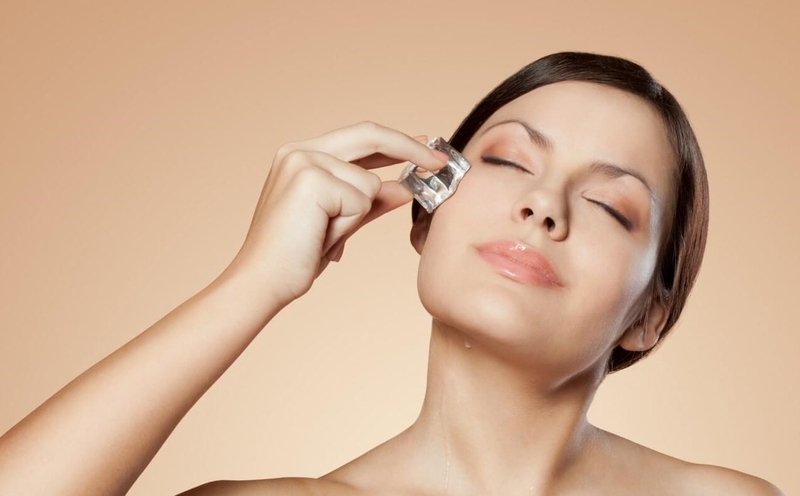 Tầm quan trọng và cách chăm sóc mí mắt sau khi cắt chỉ 2