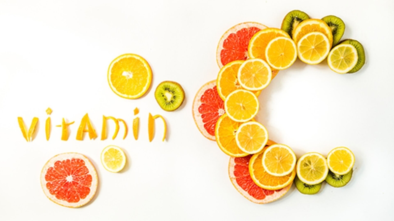 Tăng cường độ đàn hồi da với serum vitamin E và vitamin C 4