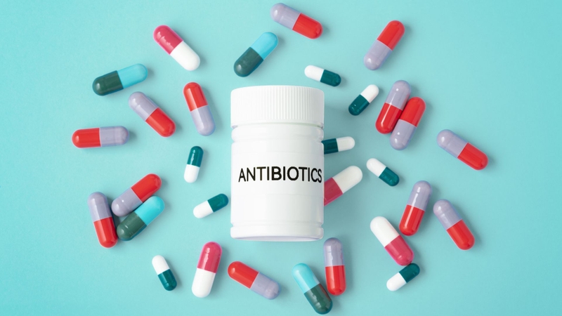 Tăng men gan do thuốc kháng sinh là vấn đề thường gặp