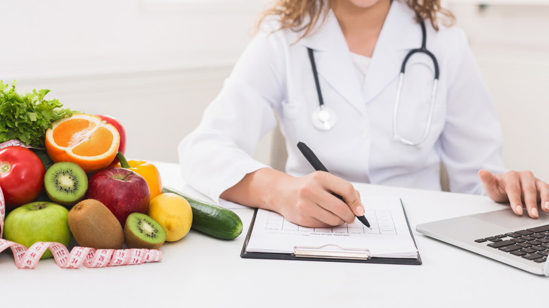 Cần tham vấn ý kiến của bác sĩ chuyên khoa trước khi đưa táo đen vào thực đơn