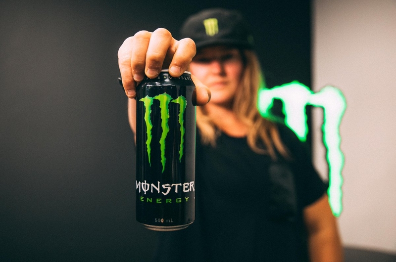 tập gym có nên uống monster