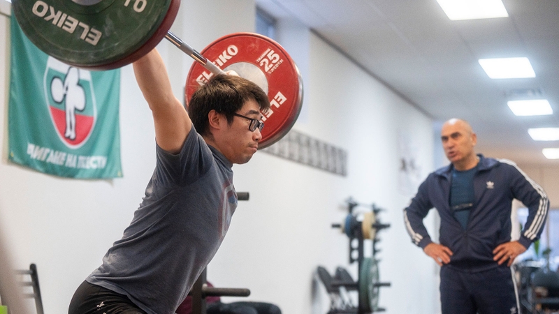 Tập tạ có lùn không? Những lưu ý để tập tạ đúng cách 3