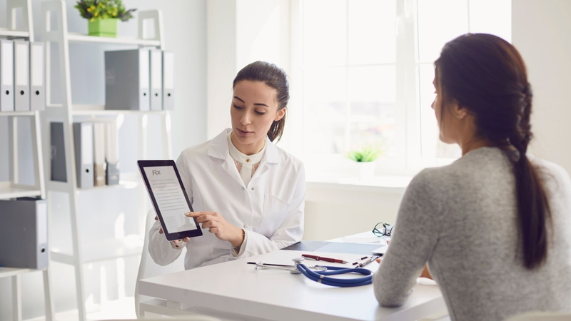 Tay chân miệng bội nhiễm: Dấu hiệu cảnh báo, mức độ nguy hiểm và cách chăm sóc đúng cách 5