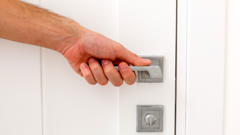 Tay chân miệng lây qua đường nào? Cách phòng tránh bệnh tay chân miệng 3