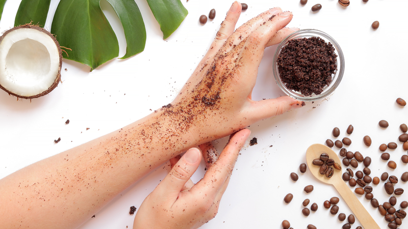 Tẩy tế bào chết bằng cà phê có thể có nguy cơ nhiễm khuẩn nếu bã cà phê không đảm bảo vệ sinh
