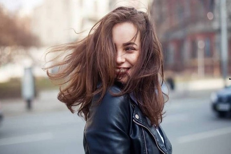 Tẩy tế bào chết da đầu – bước chăm sóc giúp tóc dày mượt tự nhiên, mọc nhanh ‘thần tốc’ 4