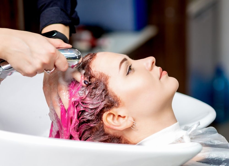 Tẩy tóc là gì? Những lưu ý quan trọng để tẩy tóc an toàn 3