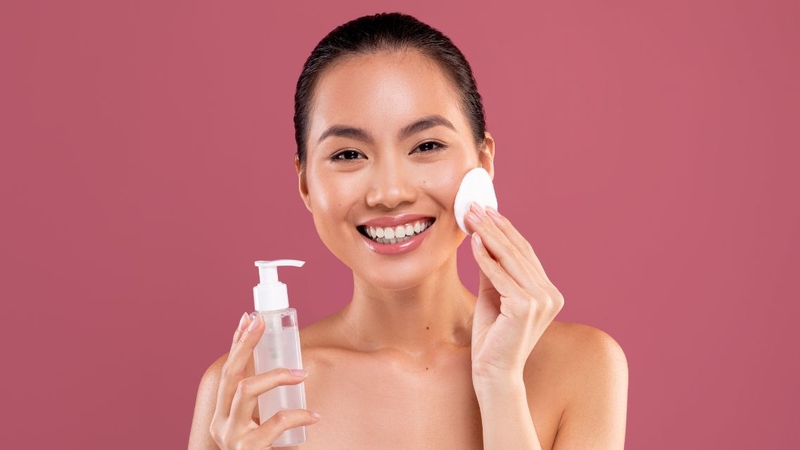 Cần chọn sản phẩm tẩy trang và tẩy da chết phù hợp với tình trạng da