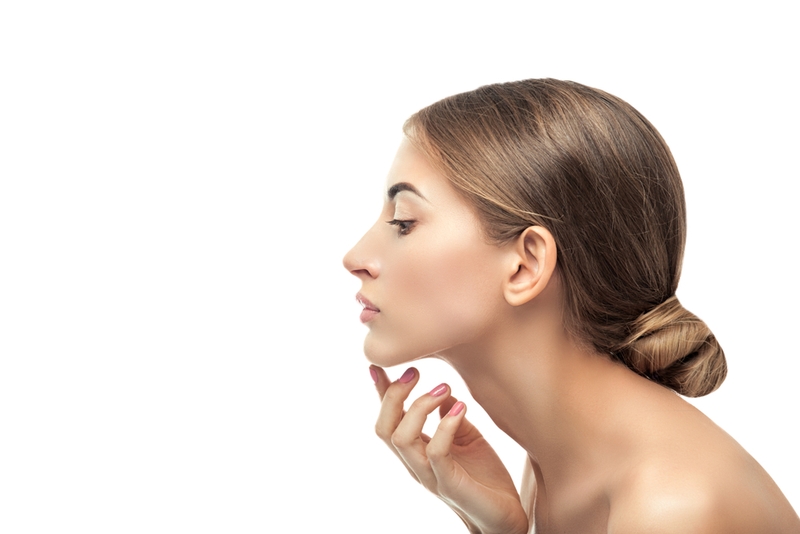 Thắc mắc: Độn cằm bị lệch phải làm sao?3