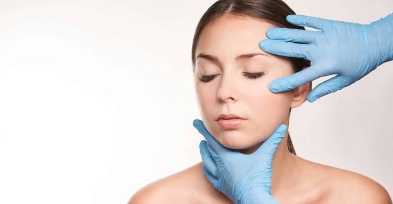 Thắc mắc: Độn cằm có dễ bị lệch không?3