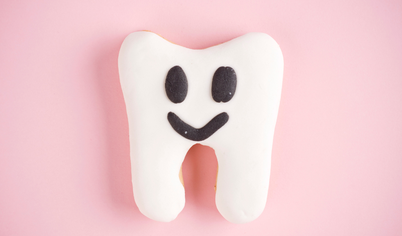 Men răng sẽ bị mài mòn theo thời gian