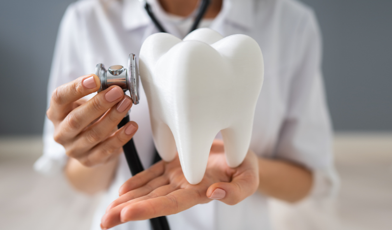 Cần thực hiện phục hồi men răng càng sớm càng tốt