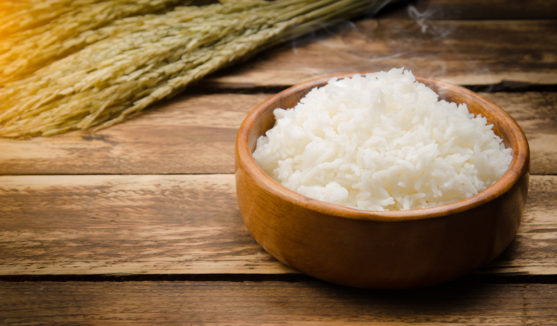 Xăm môi xong ăn cơm được không?