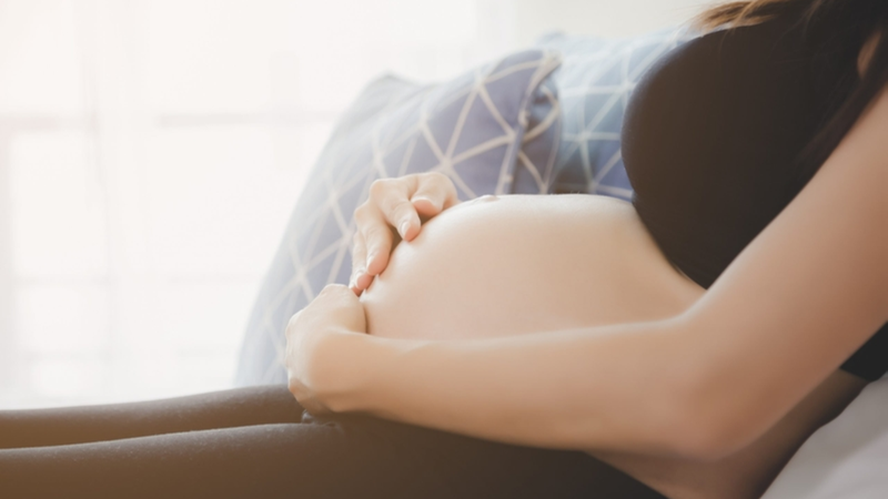 Theo dõi cử động thai mỗi ngày giúp mẹ an tâm hơn trong suốt thai kỳ