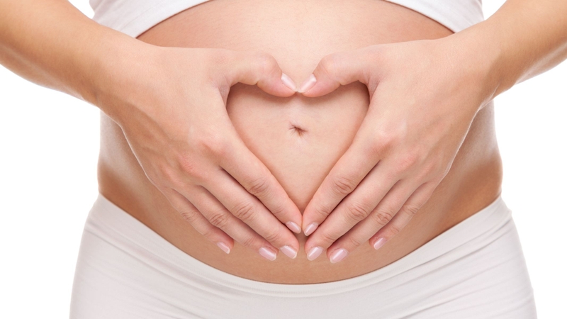 Trong giai đoạn thai máy sơ khai, mẹ thường chưa cảm nhận rõ các cử động đầu tiên của bé