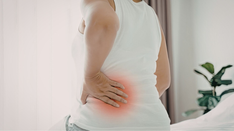 Phụ nữ thường bị đau mỏi thắt lưng trước kỳ kinh nguyệt