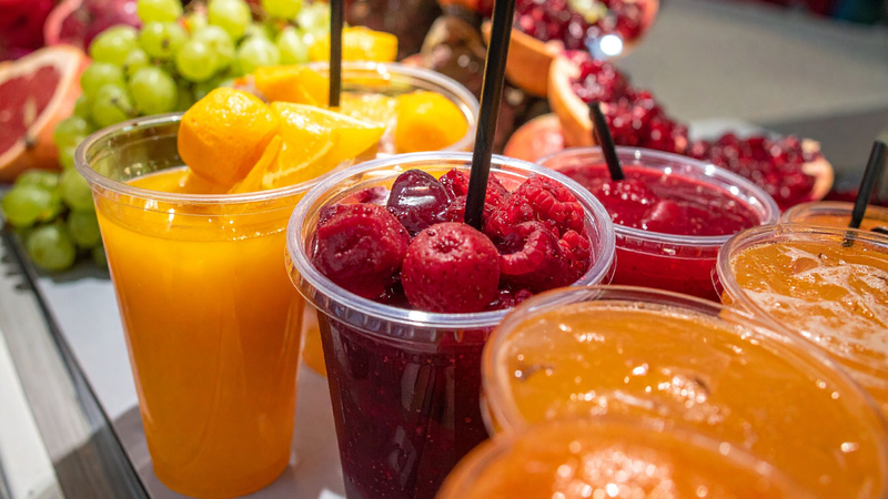 Người có vấn đề về thận uống nhiều nước ép giàu oxalat có thể làm suy giảm chức năng thận