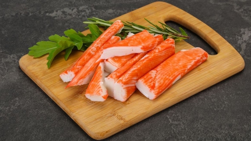 Thanh cua là gì? Lợi ích và nguy cơ tiềm ẩn đối với sức khỏe khi sử dụng thanh cua 1