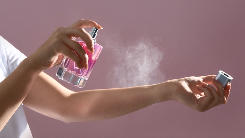Các sản phẩm có mùi hương quá nồng có thể gây khó chịu, buồn nôn hoặc đau đầu