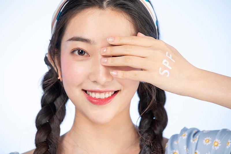 Thay kem lót bằng gì? Dùng kem chống nắng thay kem lót được không? 5