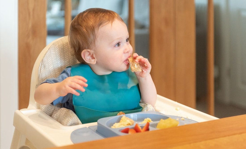 Gợi ý cách xây dựng thực đơn cho bé 9 tháng ăn dặm 4