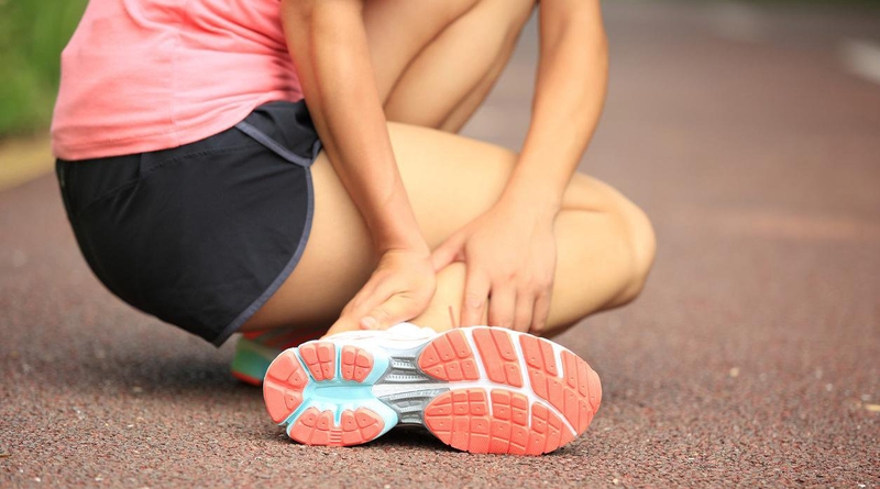 Thế nào là giãn dây chằng cổ chân