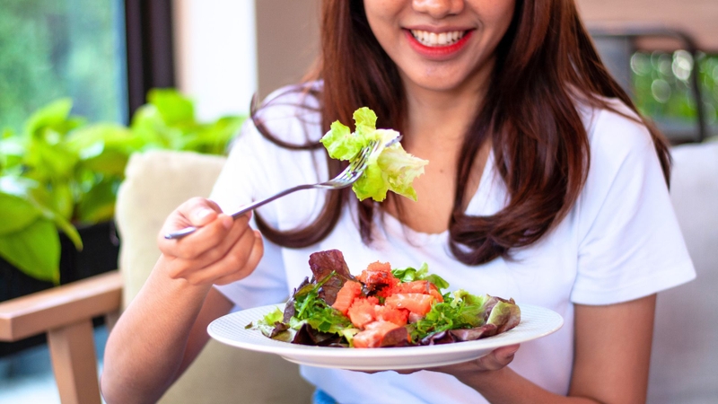 Thiếu năng lượng trường diễn là gì? Nguyên nhân, dấu hiệu và cách phòng tránh 4