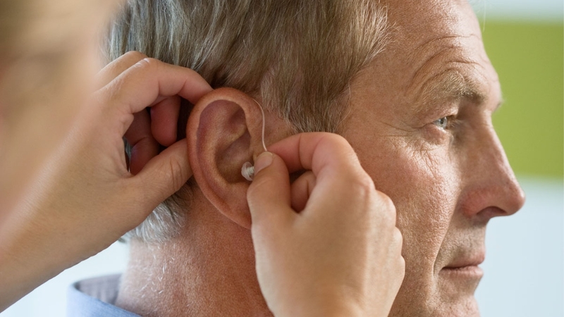 Thính lực là khả năng của tai tiếp nhận và xử lý âm thanh môi trường xung quanh