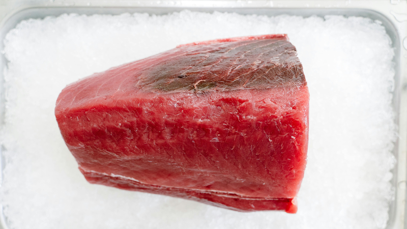 Nhiều người thắc mắc thịt bị xanh có ăn được không?