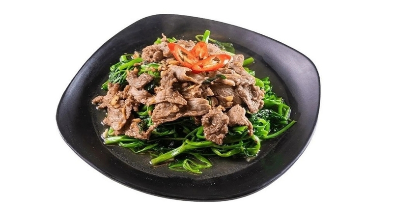 Bạn có thể kết hợp thịt bò với đa dạng các loại rau để thực đơn thêm phong phú