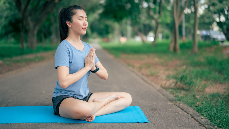 Thở 4-7-8 giúp hạ huyết áp: Thói quen 1 phút có thể giảm nguy cơ đột quỵ 1