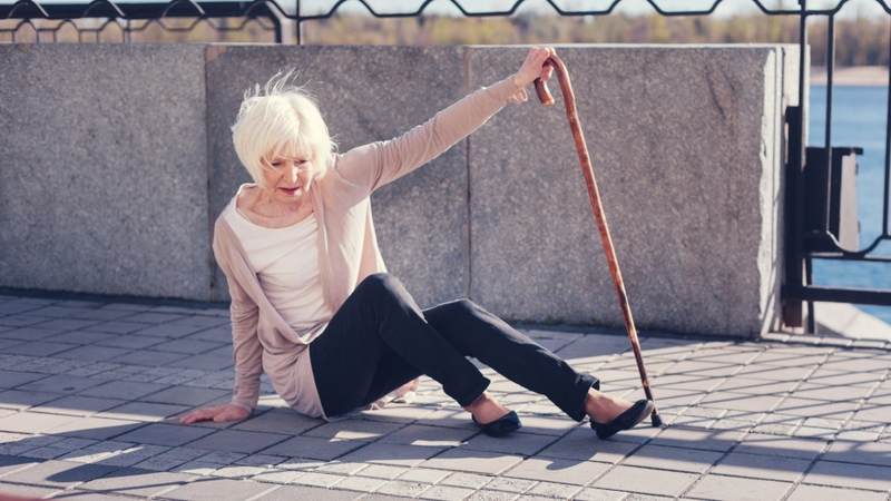 Thoái hóa chất trắng: Nguyên nhân, triệu chứng, phương pháp điều trị 4