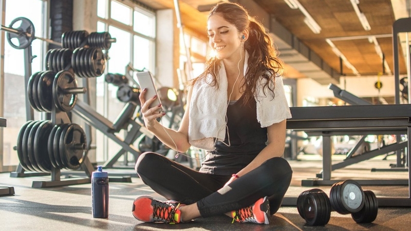 Thoái hóa đốt sống cổ có tập gym được không? Lưu ý gì khi tập? 1