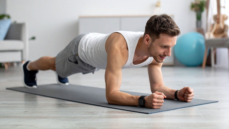 Nếu chỉ tập trung v&agrave;o cardio m&agrave; kh&ocirc;ng r&egrave;n luyện sức mạnh, tốc độ mất cơ sẽ diễn ra nhanh hơn