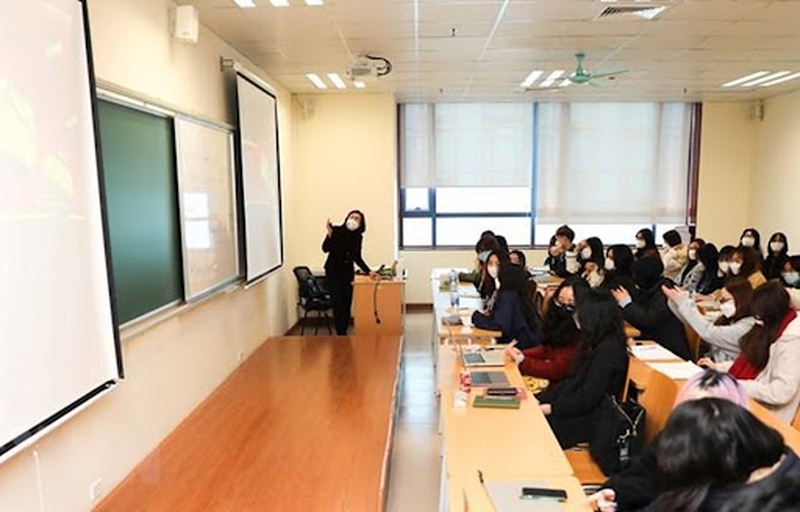 Thông tin cho bệnh nhân đã điều trị vượt qua ung thư: trường học 3