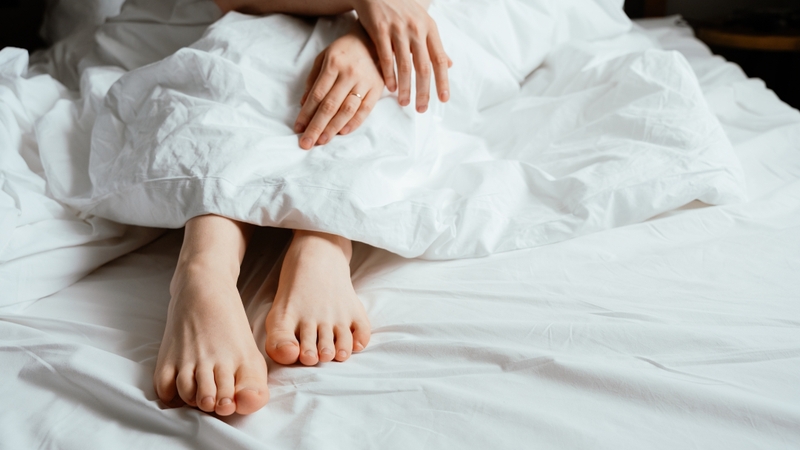 Thủ dâm nữ được xem là bình thường khi diễn ra trong giới hạn phù hợp, không gây ảnh hưởng tiêu cực đến sức khỏe