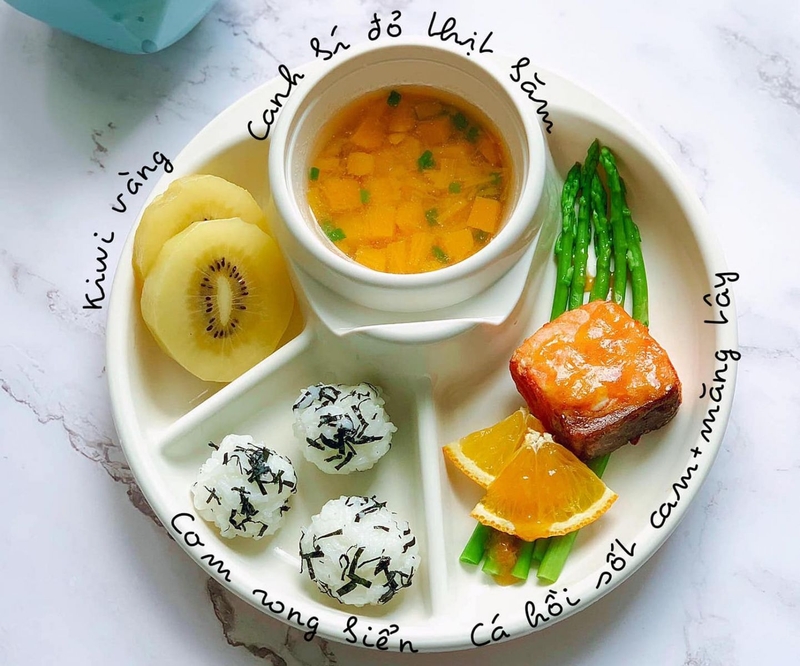 Thực đơn ăn dặm BLW cho bé 9 tháng hấp dẫn và kích thích ăn uống 3