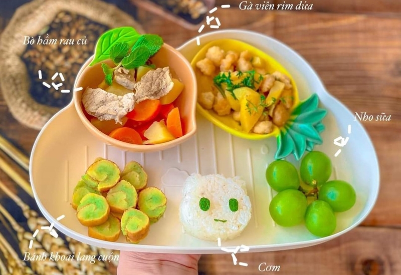 Thực đơn ăn dặm cho bé 7-8 tháng tăng cân mà tiết kiệm thời gian cho mẹ 2