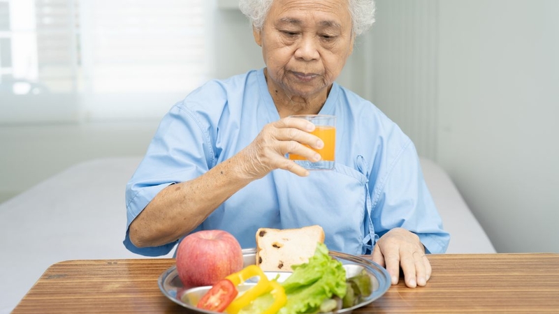 Thực đơn hàng ngày cho người ung thư phổi cần được điều chỉnh theo nhu cầu