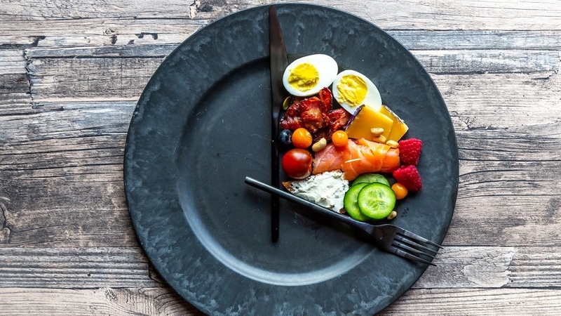 Thực hư nhịn ăn có chữa được ung thư? 1