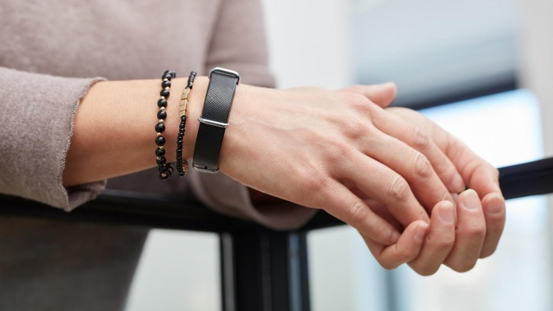 Thực hư về độ chính xác của máy đo đường huyết không cần lấy máu 1