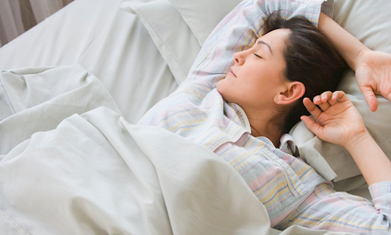 tư thế ngủ đúng giúp phát triển chiều cao