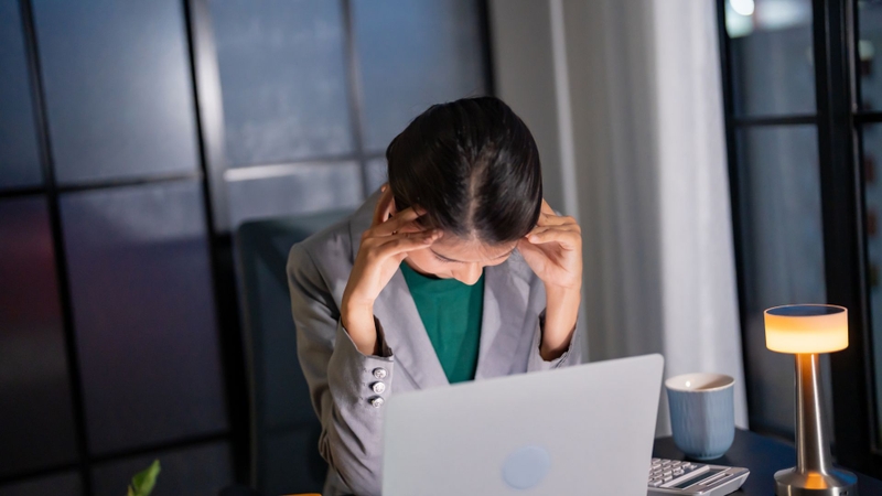 Thức khuya nhiều làm ảnh hưởng đến sức khỏe tinh thần