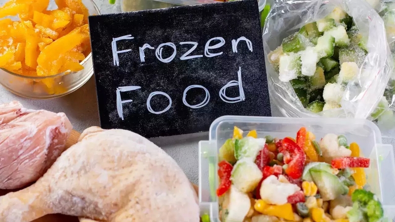 Thực phẩm đông lạnh lợi ích, nguy cơ và lưu ý khi sử dụng - 1