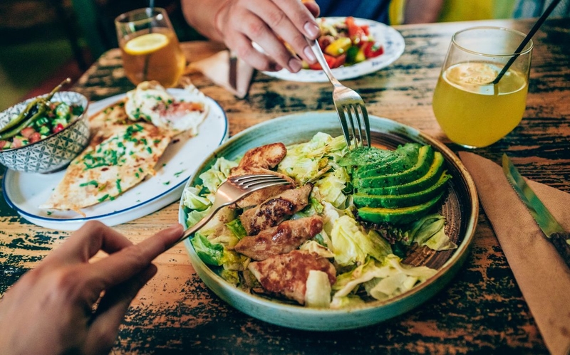 Khám phá TOP 10 thực phẩm lành mạnh trong bữa ăn của người khỏe mạnh 4