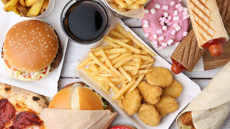 Thực phẩm nên tránh: Ăn sai mỗi ngày, cơ thể âm thầm “lên tiếng” 1